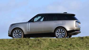Range Rover - side panning, passenger